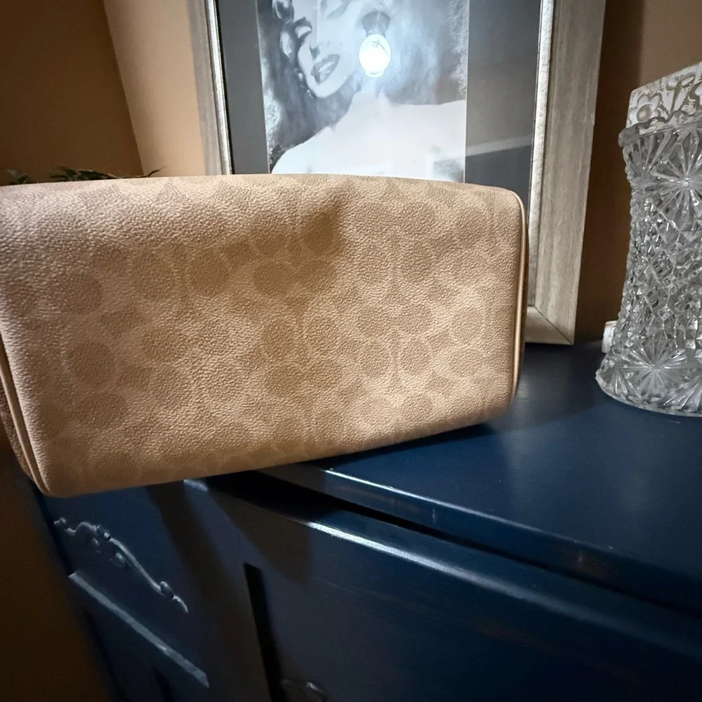 Coach Blocked Signature Rowan satchel crossbody - Picture 6 of 9